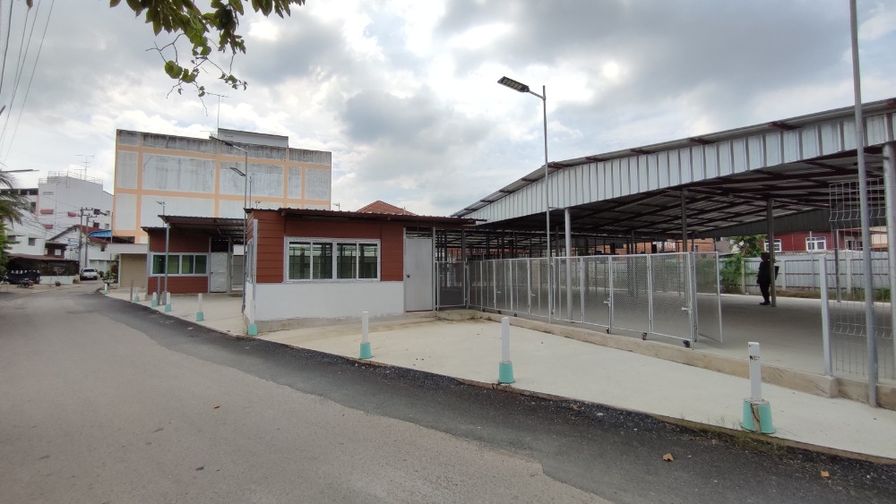 For SaleRetailNakhon Pathom : For sale, newly built market With shops for rent, 52 rooms, ready for operation. Behind Silpakorn University, Nakhon Pathom