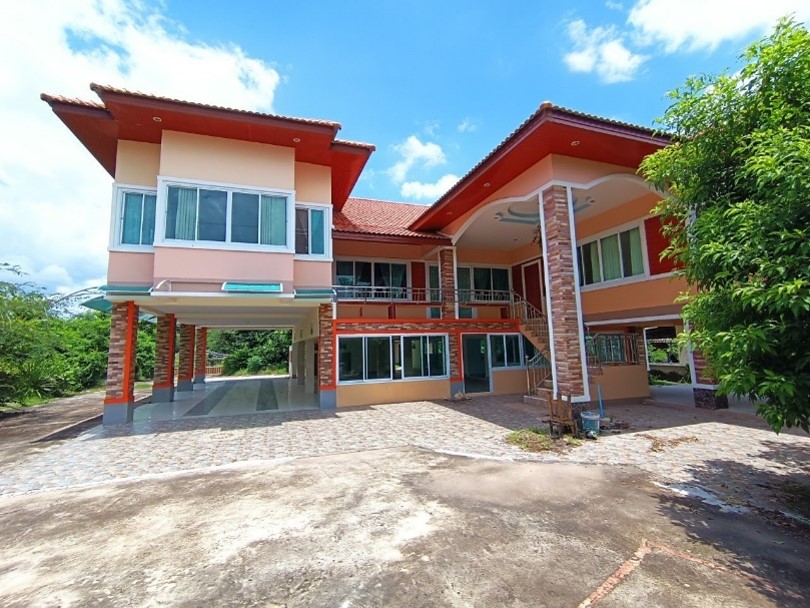 For SaleHouseRoi Et : 2-story detached house around the city of Roi Et