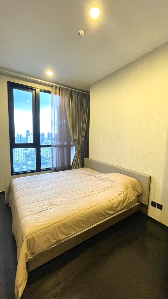 For SaleCondoSukhumvit, Asoke, Thonglor : 📣 Cheap sale, Park Origin Thonglor, lowest price in the market, corner room, high floor, beautiful view, south direction, good position, complete central area, potential location.