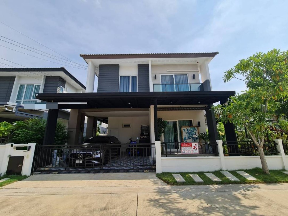For SaleHouseRathburana, Suksawat : Single house for sale, Centro Pracha Uthit 90, beautiful house, decorated, ready to move in. Phra Samut Chedi, Samut Prakan