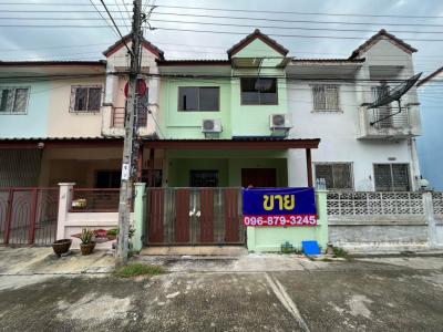 For SaleTownhouseRathburana, Suksawat : Townhouse for sale, 2 floors, 3 bedrooms, Prachasuk Residence Village. Soi Pracha Uthit 60, completely renovated, 17 sq m.