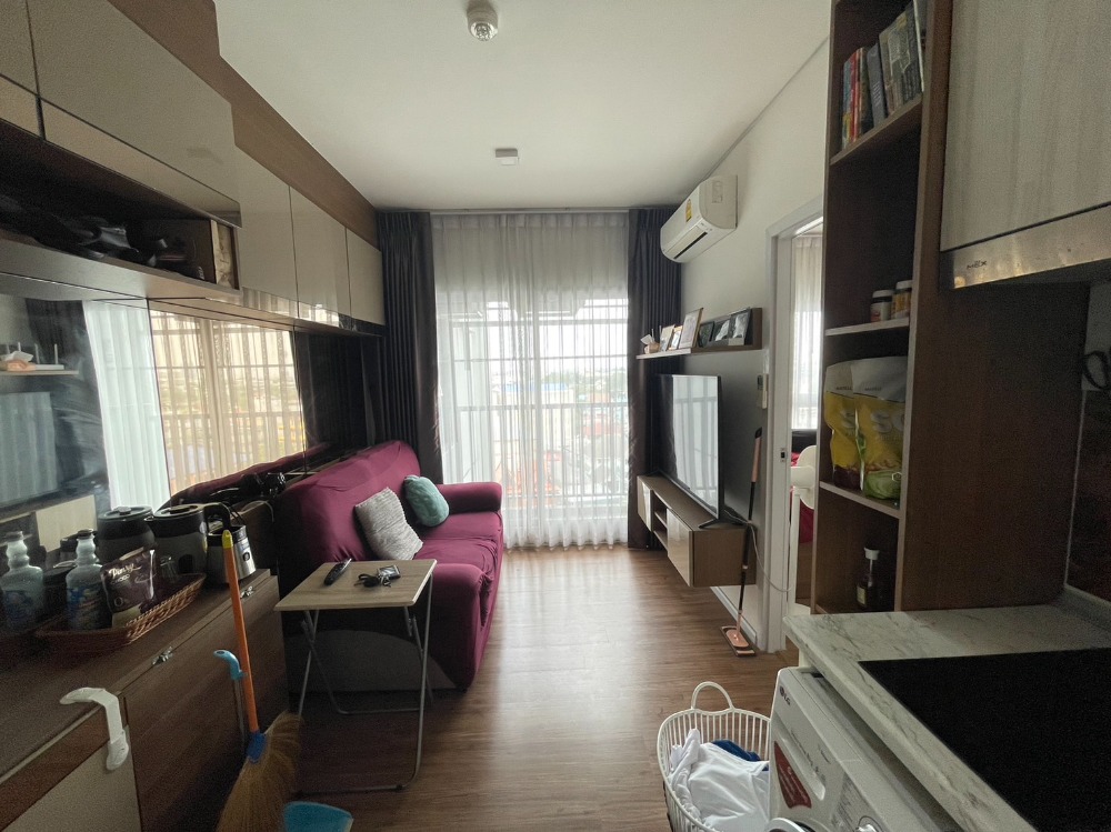 For SaleCondoSamut Prakan,Samrong : For sale: Notting Hill, Phraeksa, 1.45 million, free furniture + electrical appliances + curtains + built-ins in the whole room.