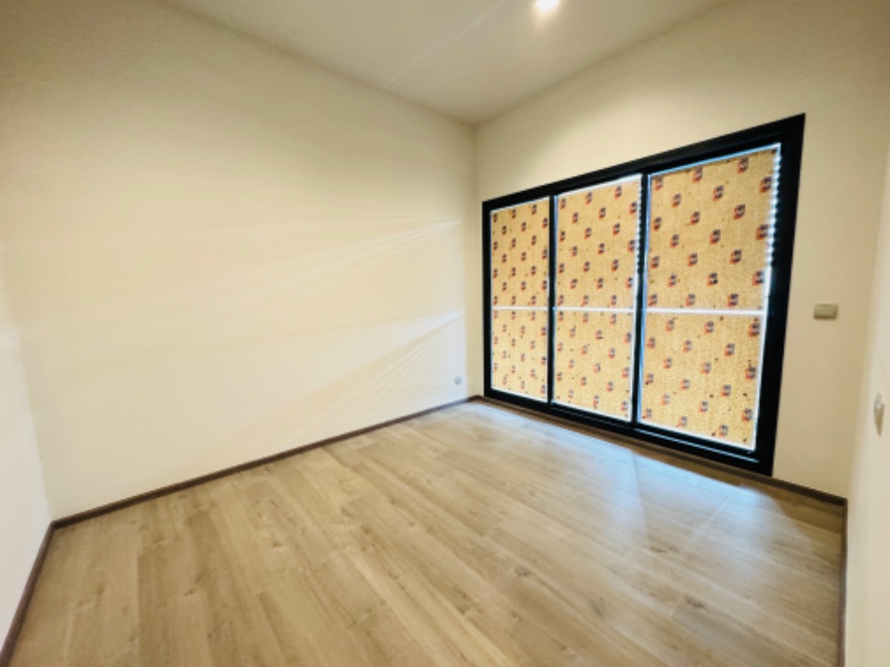 For SaleCondoRatchathewi,Phayathai : 🔥🔥 Cheap room for sale, High Floor Price Project 8.39 MB!!! East Facing 35 sq m. 1 Bedroom Tel. 0959415999