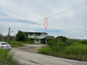 For SaleLandLadkrabang, Suwannaphum Airport : Land for sale near Chalong Krung Road, Soi Chalong Krung 15 (Soi Yu Yu), area 1 rai 8 sq m., suitable for a residence, very special price.