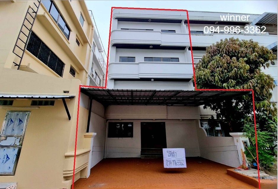For RentTownhouseRama3 (Riverside),Satupadit : Its better to rent than buy. If youre not ready yet!! Townhome for rent, 4.5 floors, Sathu Pradit Soi 57, Priyanon Village - completely renovated.