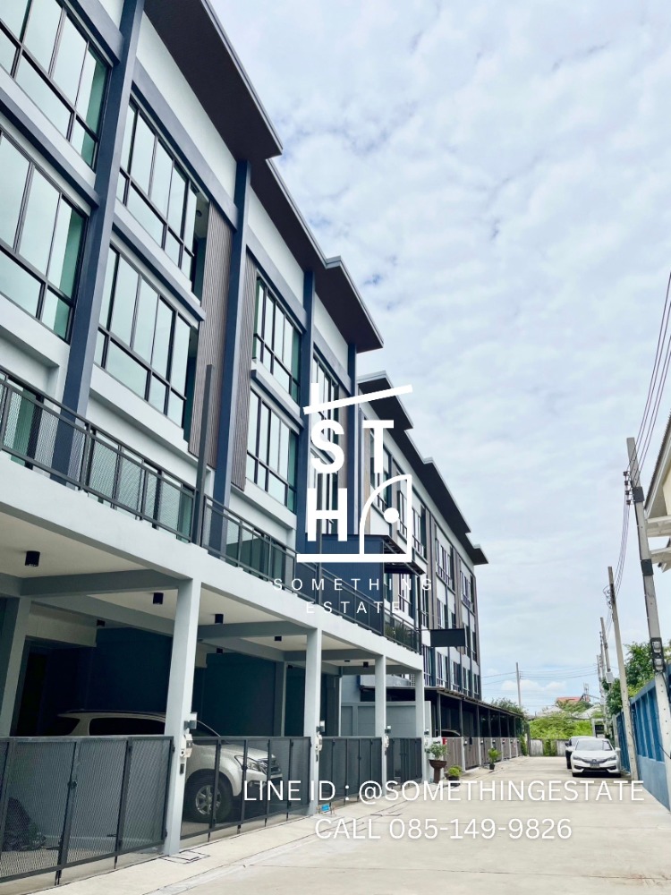For SaleHome OfficeLadprao101, Happy Land, The Mall Bang Kapi : Newly built, owner sells it himself, best price, Lat Phrao 91 HOME OFFICE, 4 floors, 1.3 km. from RF. 4 bedrooms, 5 bathrooms, 2 large halls, 4 meter high ceilings, spacious, not cramped.