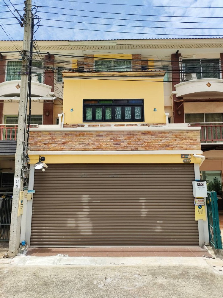 For SaleTownhouseNonthaburi, Bang Yai, Bangbuathong : Urgent sale!!! 3-story townhouse, Supalai Ville Village, Rattanathibet, Khaerai, new phase, next to the main road, near Central Rattana, full extension, lots of usable space, area 23.1 sq m., easy to enter and exit.