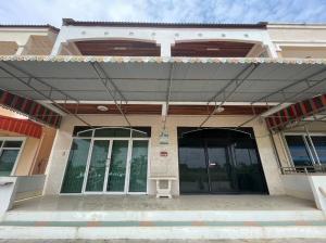 For SaleShophouseHatyai Songkhla : 2-story commercial building for sale with business, 5 rental rooms (with air conditioning + bathroom in every room)