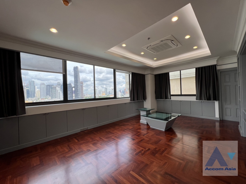 For RentCondoSukhumvit, Asoke, Thonglor : 3 Bedrooms Condominium for Rent in Sukhumvit, Bangkok near BTS Phrom Phong at Ruamsuk (AA37077)