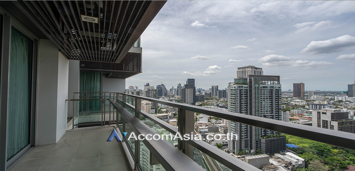 For RentCondoSukhumvit, Asoke, Thonglor : 3 Bedrooms Condominium for Rent in Sukhumvit, Bangkok near BTS Phrom Phong at The Madison (1511356)