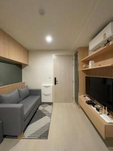 For SaleCondoChaengwatana, Muangthong : P10031123 For Sale/For Sale Condo Nue Noble Chaengwattana (Nue Noble Chaengwattana) 1 bedroom, 32 sq m, 23rd floor, beautiful room, fully furnished, ready to move in.