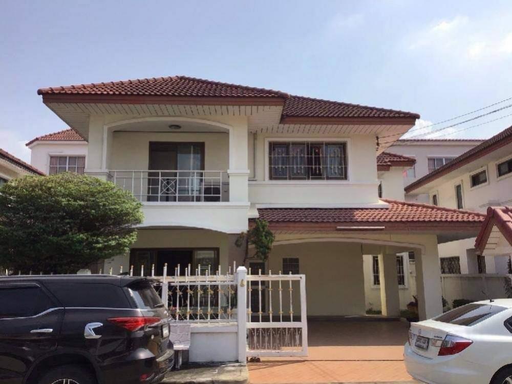 For RentHouseYothinpattana,CDC : 2-story detached house for rent, near Ramintra Expressway, Soi Nuanchan 23.