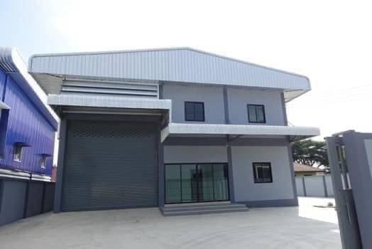 For RentWarehousePathum Thani,Rangsit, Thammasat : New warehouse for rent in the Lat Lum Kaeo area with a 2-story office, total usable area 318 sq m, plus 5KW solar cells to reduce electricity costs.