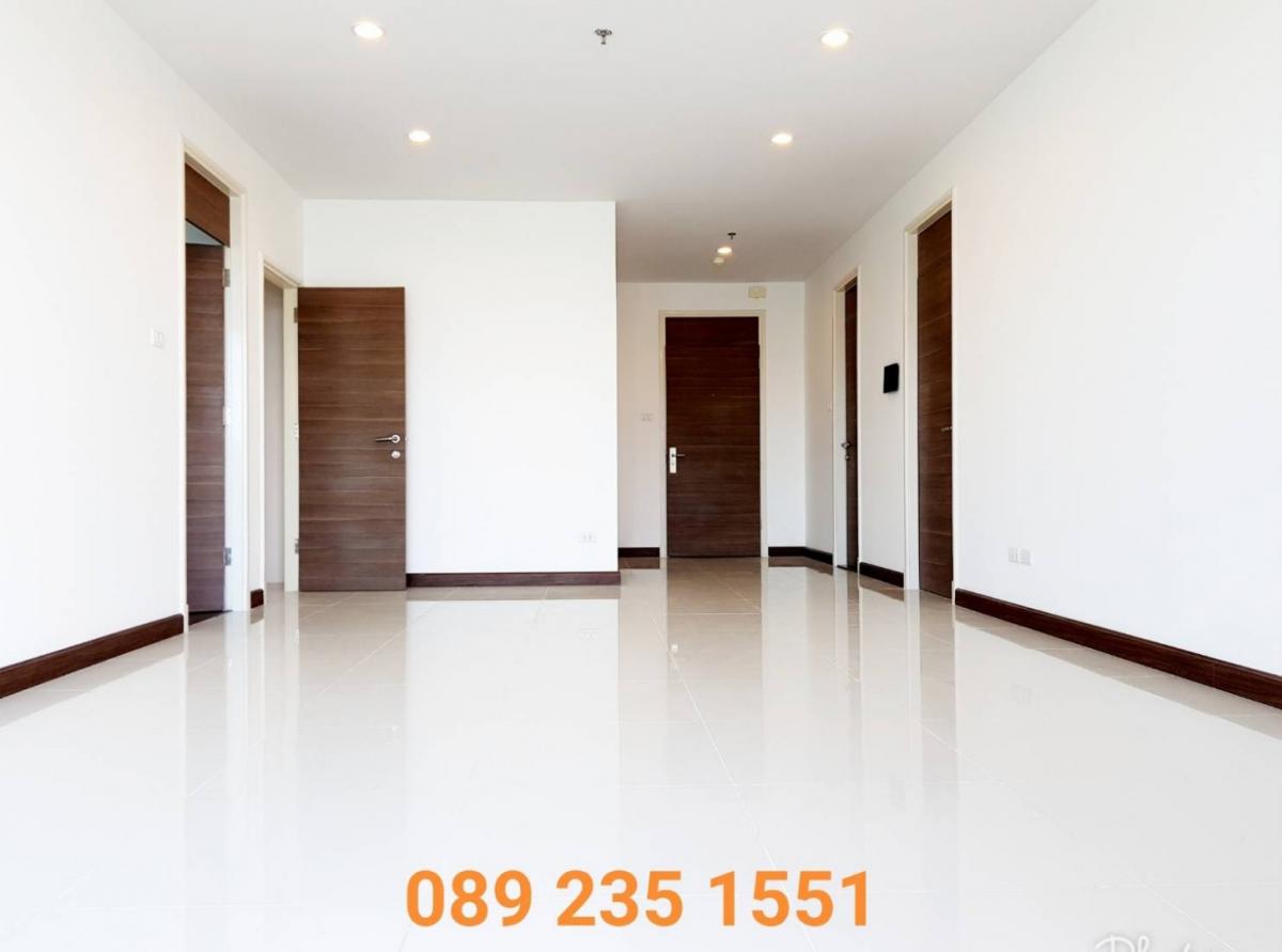 For SaleCondoRama3 (Riverside),Satupadit : Urgent sale !!! There are many rooms to choose from. The most special price. Supalai Prima Riva, Bang Krachao river view, next to Rama 3 road.