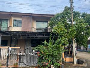 For SaleTownhousePhuket : Corner townhome for sale, Pruksa Ville Village 59/2, Kathu-Patong, 28.4 sq m., 2 floors, 3 bedrooms, 2 bathrooms, has space next to the house to add more rooms.