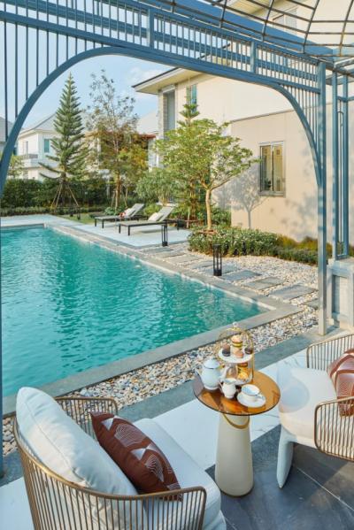 For SaleHouseLadkrabang, Suwannaphum Airport : For sale: Luxury house with pure air innovation, Perfect Masterpiece The Signature Sukhumvit 77. 767 sqm.and 296.6 sqm. with swimming pool.
