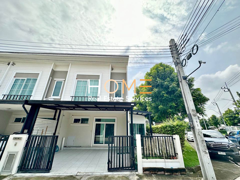 For SaleTownhouseThaphra, Talat Phlu, Wutthakat : Casa City Kanlapaphruek - Sathorn / 3 Bedrooms (SALE) MHOW019
