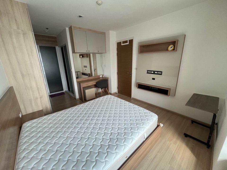 For RentCondoSapankwai,Jatujak : Urgent, rooms available!! Rhythm Phahol-Ari 1 bedroom 46 sq m. Room for rent very quickly. Hurry and talk to us.