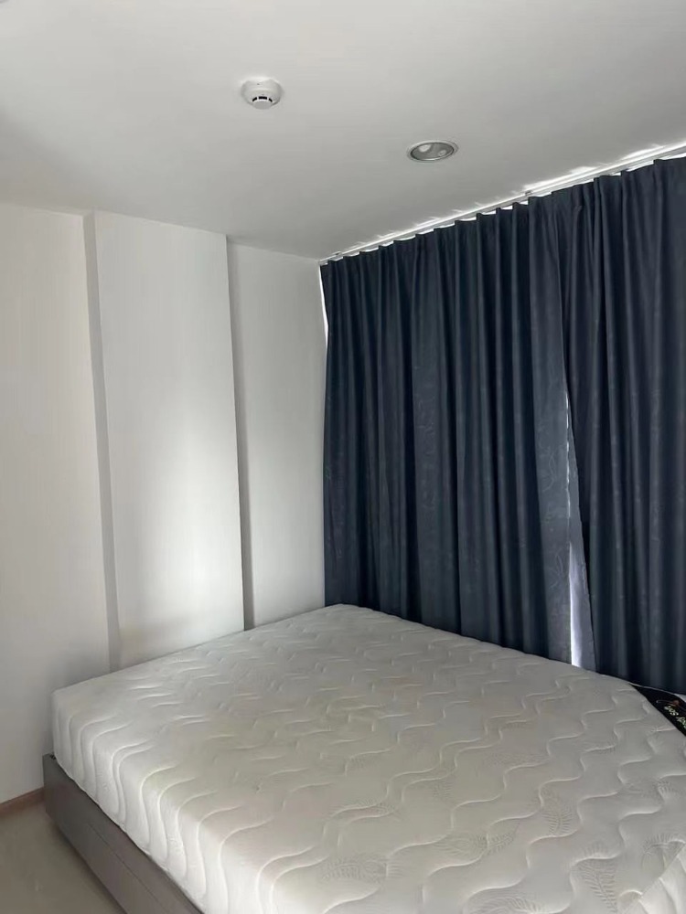 For SaleCondoBangna, Bearing, Lasalle : Near 2 BTS lines, including BTS Bearing, Yellow Line, Sri Lasalle Station, The Excel Groove Lasalle 52, cheapest price in the project, 1.75 million baht.