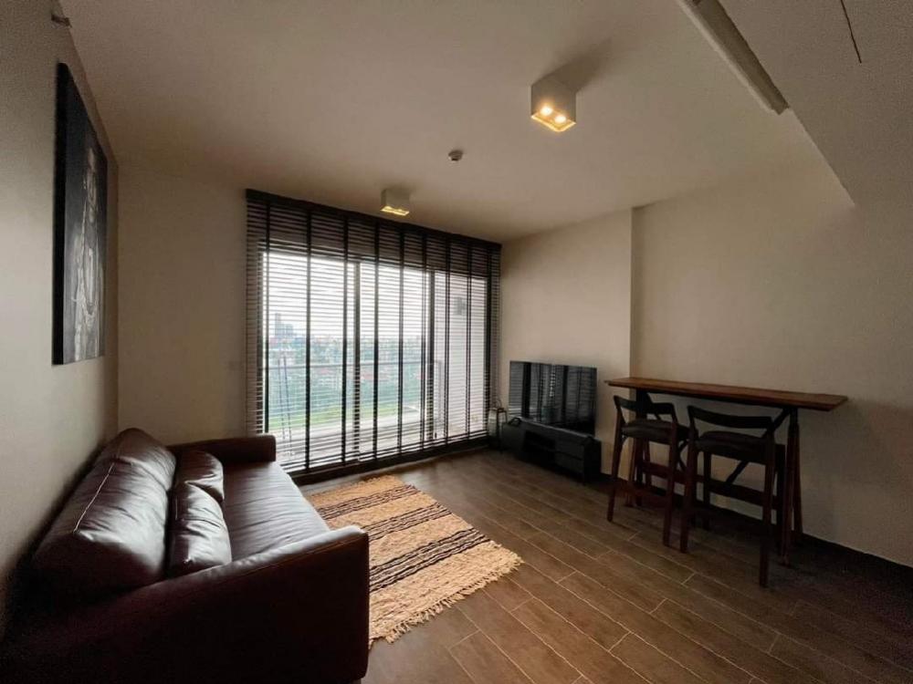 ให้เช่าคอนโดสุขุมวิท อโศก ทองหล่อ : READY TO MOVE IN 1BEDROOM 45SQM 2 MINUTES WALK FROM EKKAMAI BTS