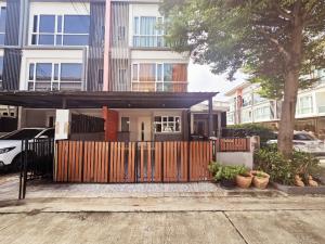 For SaleTownhouseKaset Nawamin,Ladplakao : 3-story townhome for sale, The iBox Kaset-Nawamin.