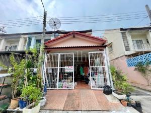 For SaleTownhouseBang kae, Phetkasem : Townhome Thanapirom Phetkasem 69, good location.