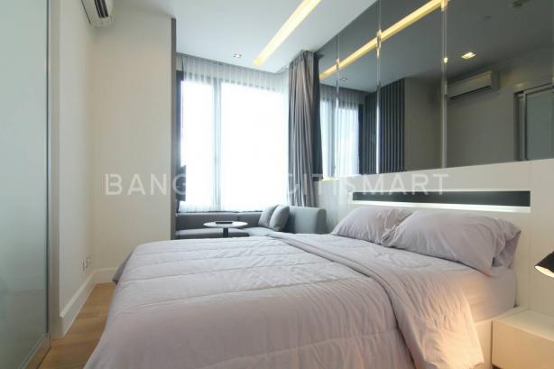 For RentCondoLadprao, Central Ladprao : (for rent) Equinox Phahol-Vipha near MRT Chatuchak and MRT Mo Chit.