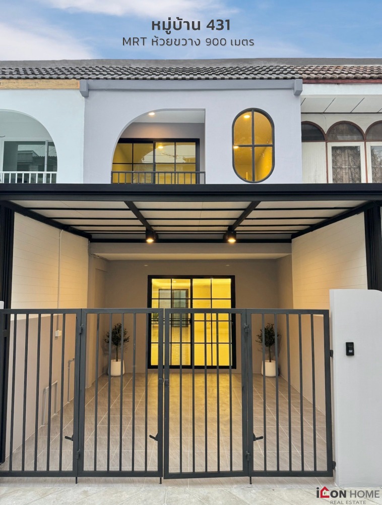 For SaleTownhouseRatchadapisek, Huaikwang, Suttisan : Townhouse next to MRT Huai Khwang 900 meters, Townhouse Ratchada Huai Khwang, Village 431, Pracharat Bamphen Intersection.