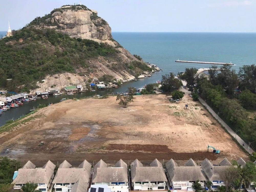 For SaleLandHuahin, Prachuap Khiri Khan, Pran Buri : Land for sale next to the beach in Hua Hin, 15 rai/only 45 million per rai, Urgent!!