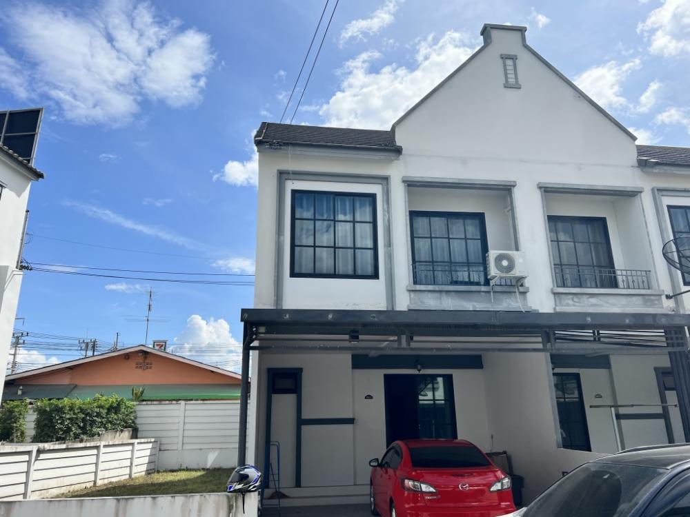 For SaleTownhouseRayong : Urgent sale, townhome, Kent Valley, Mapyangphon, Pluak Daeng, Rayong, 3 bedrooms, 3 bathrooms, size 45 sq m., price 2.90 million baht.