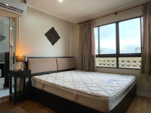 For SaleCondoPinklao, Charansanitwong : 👉Owner post: The best spot in Pinklao area! Lumpini Place Pinklao just 10 mins from MRT Bang YI Khan and Cental Pinklao mall with furnishers and appliances