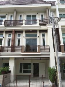 For RentTownhouseLadprao, Central Ladprao : 000349 3-story townhouse, Townhome, Premium Place, Sukonthasawat Rd.