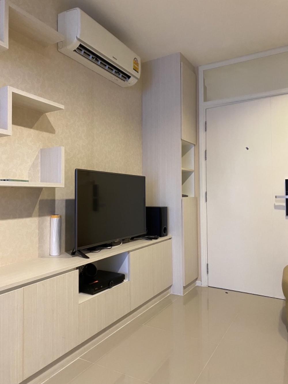 For SaleCondoOnnut, Udomsuk : One bedroom unit at Aspire Sukhumvit 48