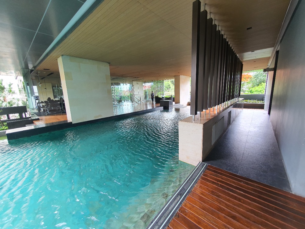 ขายคอนโดสุขุมวิท อโศก ทองหล่อ : The Room Sukhumvit 21 / Duplex 2 ห้องนอน 2 ห้องน้ำ 117 ตร.ม. โทร 0623697282