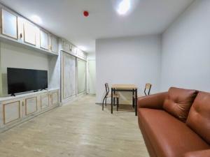 For SaleCondoVipawadee, Don Mueang, Lak Si : Urgent sale, Condo Reach Phahonyothin 52, fully furnished, ready to move in.