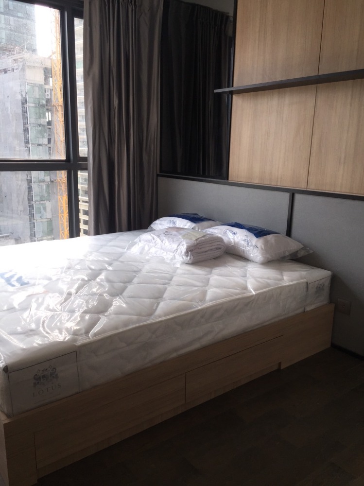 For RentCondoRatchathewi,Phayathai : Ideo Q Siam - Ratchathewi【𝐑𝐄𝐍𝐓】🔥 2 bedrooms, 2 bathrooms, decorated with a bathtub, good location near BTS Ratchathewi, ready to move in !! 🔥 Contact Line ID: @hacondo