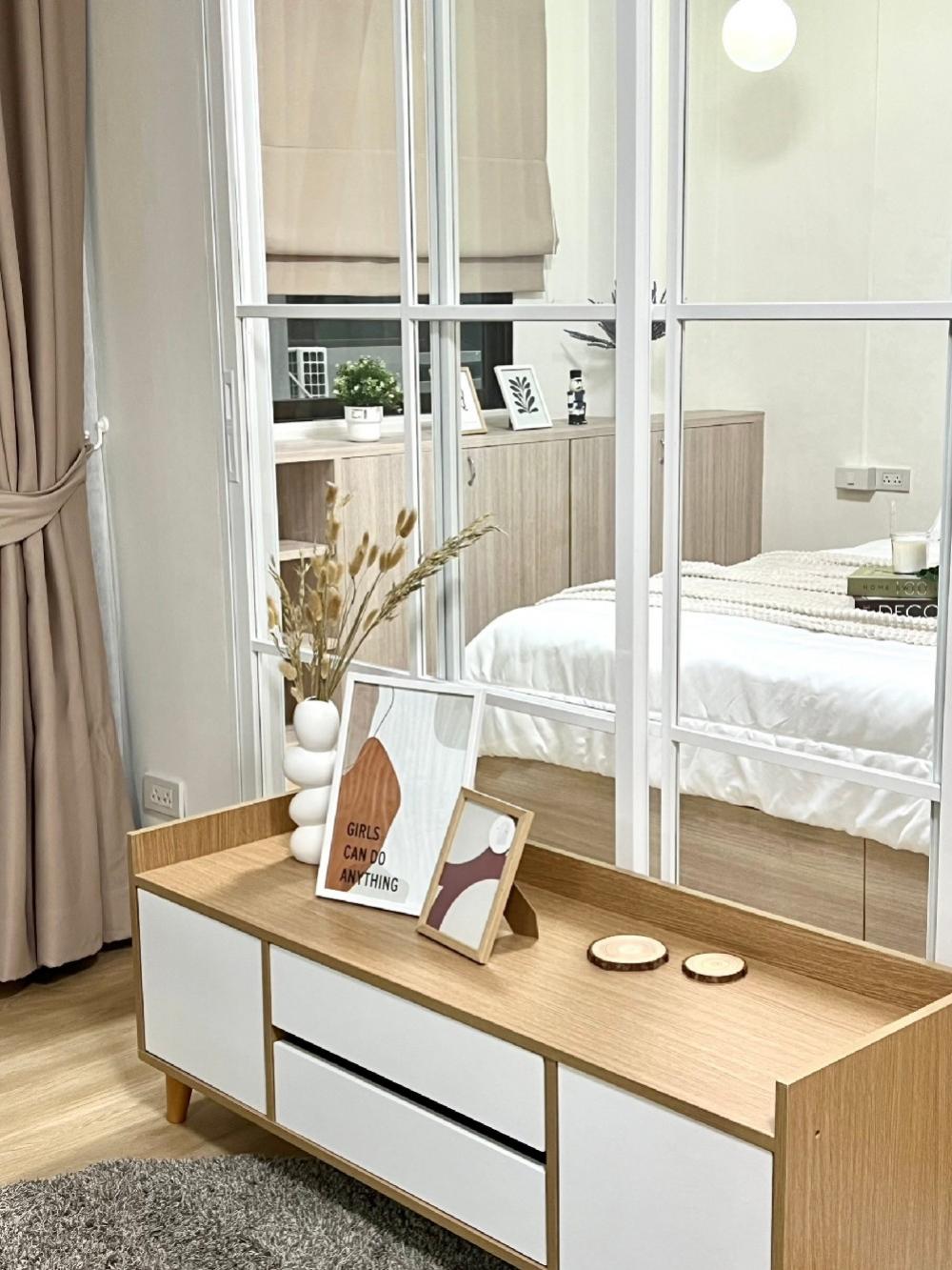 For SaleCondoRatchadapisek, Huaikwang, Suttisan : Urgent sale, condo in the heart of Ratchada, special price, convenient travel.