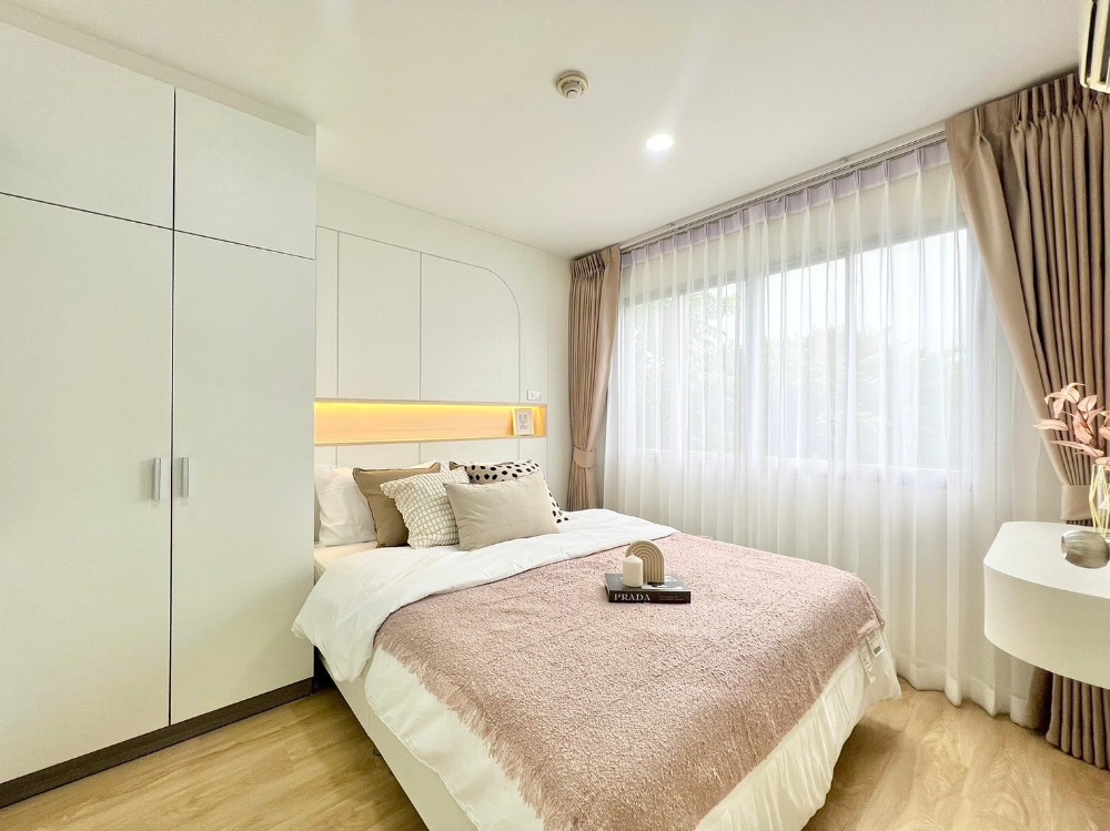 For SaleCondoRamkhamhaeng, Hua Mak : All newly renovated rooms, including a MINIMAL MODERN kitchen.