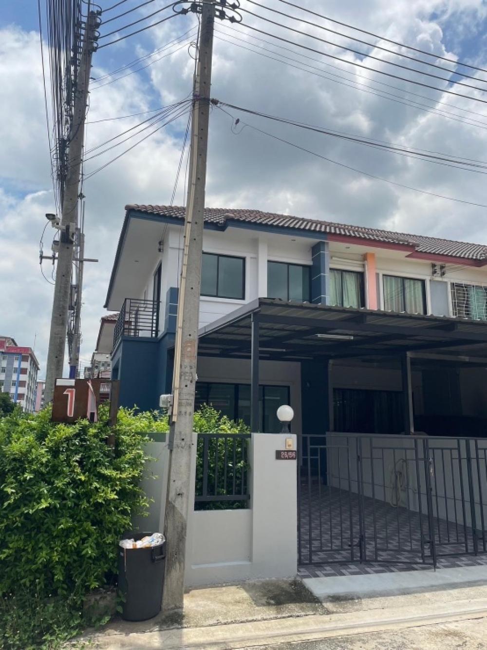 For SaleTownhouseMin Buri, Romklao : House for sale in Suwinthawong zone, area 26.9 square wah, 2-story townhouse, corner house 🏡2 bedrooms, 2 bathrooms, 1 parking space.