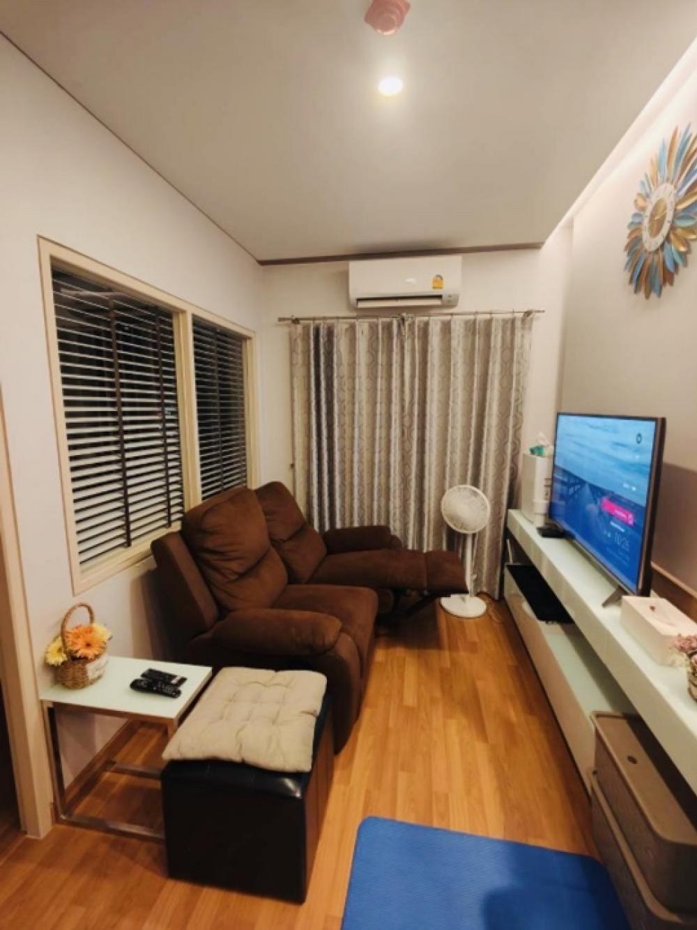 For SaleCondoSapankwai,Jatujak : Lumpini Park Vibhavadi (FOR SALE) 19th floor, size 28.6 sq m, balcony, north view.