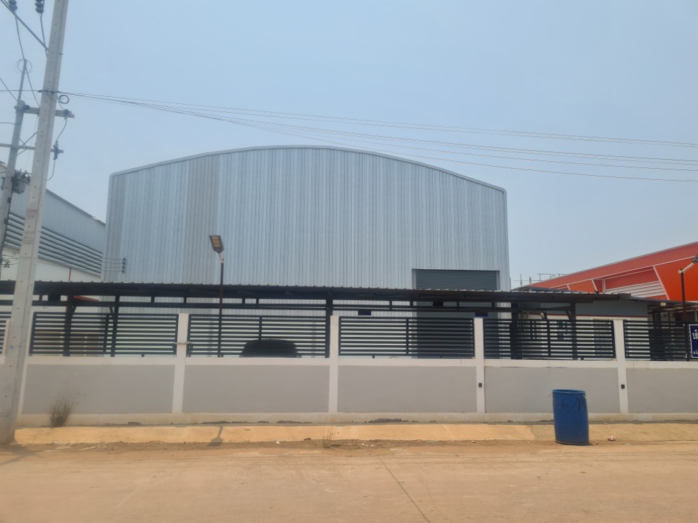 For SaleFactoryMahachai Samut Sakhon : Cheap factory for sale, size 1 rai, with office near Rama 2 elevated road, Samut Sakhon.
