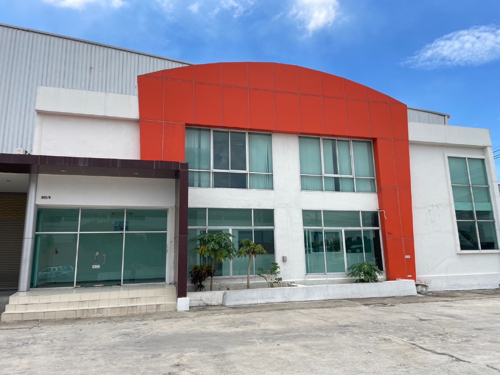 For RentFactorySamut Prakan,Samrong : Factory/warehouse for rent Total usable area 1,142 sq m., including office. The floor can support a weight of 3 tons/sq m., 3-phase power.