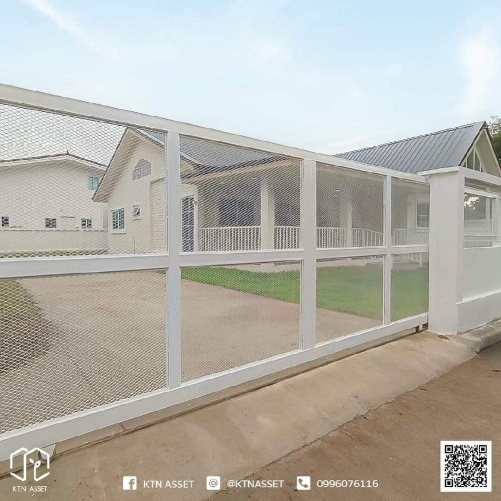 For SaleHousePhutthamonthon, Salaya : The only Cottage detached house on Salaya Road, consisting of 3 bedrooms, 4 bathrooms.