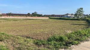 For SaleLandPhayao : Vacant land for sale, 3-0-89 rai, Chiang Kham District, Phayao Province, good location, near Chiang Kham Hospital.
