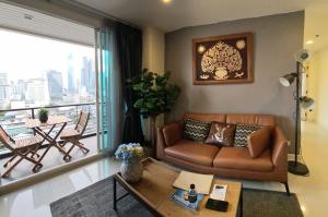 For SaleCondoSiam Paragon ,Chulalongkorn,Samyan : Code C20231100222.......Wish @ Samyan sale with tenant, 2 bedroom, 1 bathroom, furnished, Special Deal!!