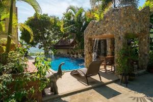 ให้เช่าบ้านภูเก็ต : L080445 Villa lake view for rent in Kathu 4 bedroom 5 bathroom Phuket