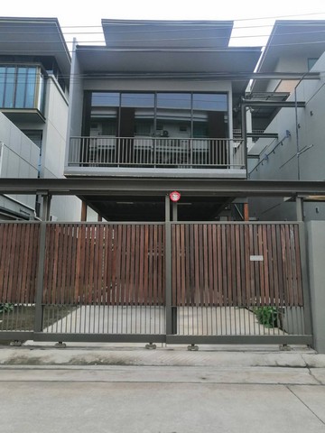 For RentHome OfficeRama9, Petchburi, RCA : BS1260 Home office for rent, THE PENTAS RATCHADA-RAMA 9 project, modern loft style, convenient travel.