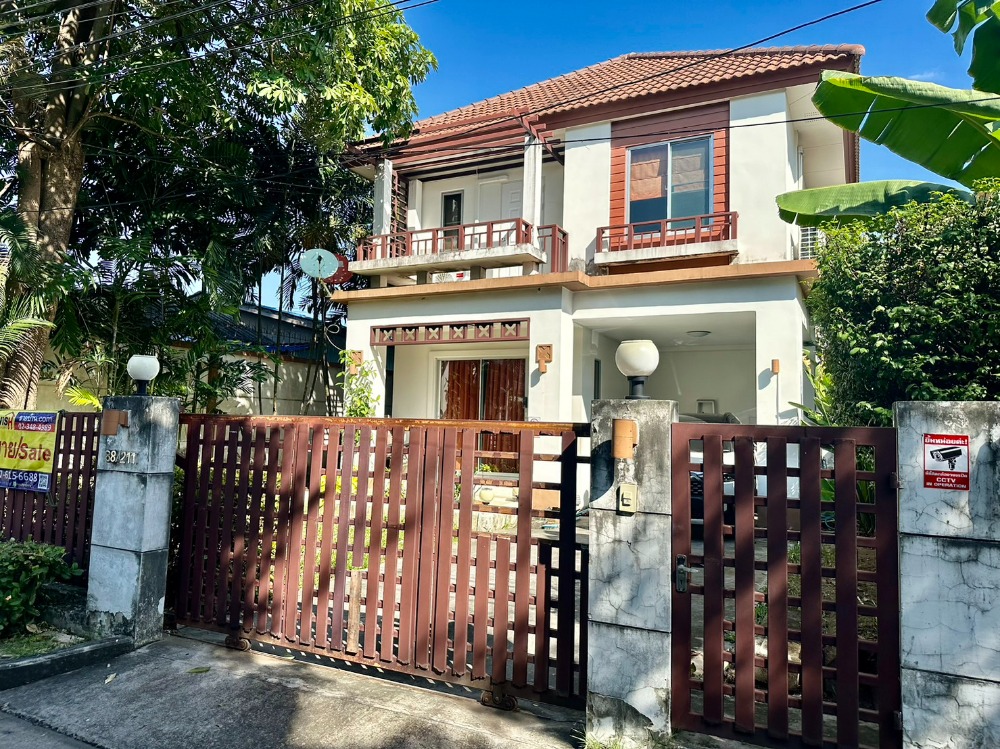 ให้เช่าบ้านลาดกระบัง สุวรรณภูมิ : ให้เช่าบ้านเดี่ยวหลังใหญ่ ใกล้เมกา บางนา หมู่บ้าน เอโทล มัลดีฟ ปาล์ม ราคาพิเศษมากๆ