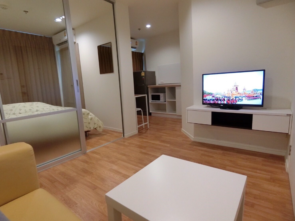 For RentCondoRattanathibet, Sanambinna : For rent 6500 Lumpini Park, fully furnished, TV, Tuyen, washing machine, 2 air conditioners.
