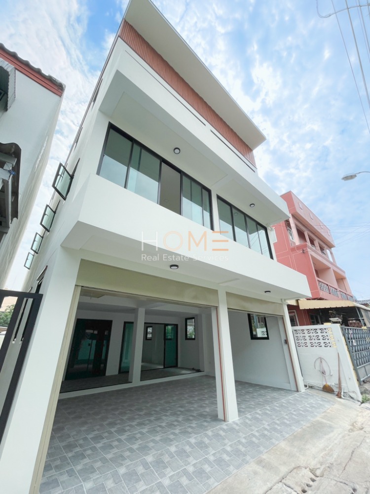 ขายบ้านสุขุมวิท อโศก ทองหล่อ : บ้านเดี่ยว สุขุมวิท 65 / 3 ห้องนอน (ขาย), Single House Sukhumvit 65 / 3 Bedrooms (FOR SALE) PALM673